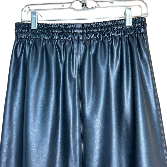 NWT Simply Vera Vera Wang Faux-Leather Midi Skirt in Vera Black M - Picture 8 of 15